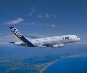 Puzle Airbus A380 je největší dopravní letadlo na světě