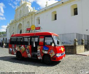 Puzle Antigua City Tour, autobus