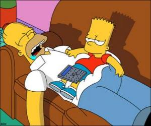 Puzle Bart sedí na břiše Homera