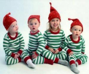 Puzle Děti oblečené se na Vánoce