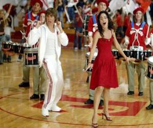 Puzle Gabriella Montez (Vanessa Hudgens) Troy Bolton (Zac Efron), zpěv a tanec