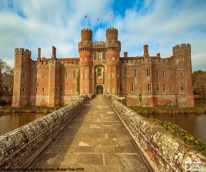 Puzle Herstmonceux Castle, Velká Británie