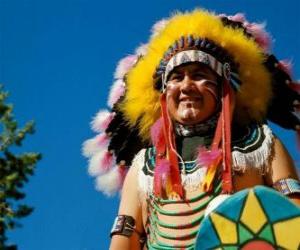 Puzle Indiánského náčelníka tvář s válečnými barvami a peří na hlavě