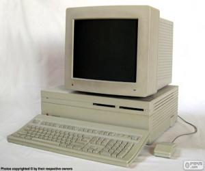 Puzle Macintosh II (1987)
