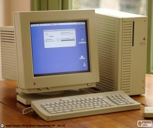 Puzle Macintosh Quadra (1991-1994)