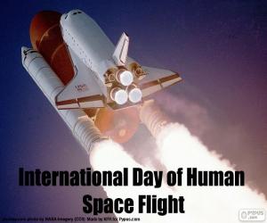 Puzle Mezinárodní den letů člověka do vesmíru
