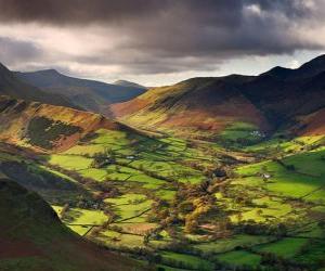 Puzle Newlands Valley, Cumbria, Anglie