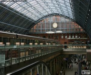 Puzle Nádraží St Pancras, Londýn