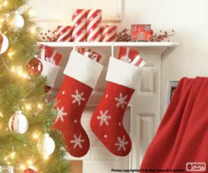 Puzle Ponožky vánoční krb