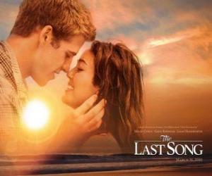 Puzle Propagační plakát The Last Song (Miley Cyrus a Liam Hemsworth)