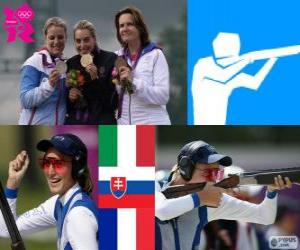 Puzle Pódium a fotografování žen soutisk, Jessica Rossi (Itálie), Zuzana Štefečekova (Slovensko) a Delphine Réau (Francie) - London 2012-