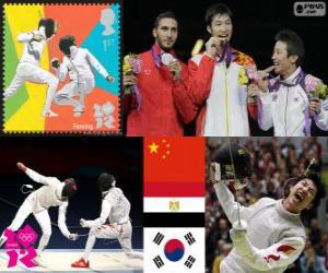 Puzle Pódium a oplocení mužů jednotlivé fólie, Lei Sheng (Čína), Abuelkasem Alaaeldi (Egypt) a Choi Byung-Chul (Jižní Korea) - London 2012-