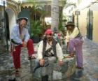 Tři piráti, kapitán a jeho pomocníci
