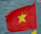 Vlajka Vietnamu je červená se žlutou hvězdou