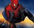 Symbiont potřebují tělo přežít a pokusit se získat kontrolu nad Spiderman