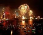 Ohňostroj na oslavu Nového roku v Hong Kongu