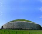 Megalitické hrobky Newgrange v Irsku