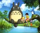 Tororo, král lesa a přátel v anime filmu Můj soused Tororo