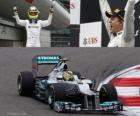Nico Rosberg slaví své vítězství v čínské Grand Prix (2012)