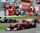 Fernando Alonso slaví své vítězství v Grand Prix Německa 2012