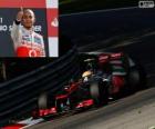 Lewis Hamilton slaví vítězství v Grand Prix Itálie 2012