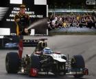 Kimi Raikkonen slaví vítězství v Grand Prize Abú Dhabí 2012
