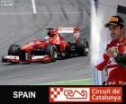 Fernando Alonso oslavuje vítězství v Grand Prix Španělska 2013