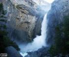 Vodopád v Yosemitském národním parku