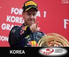 Sebastian Vettel slaví vítězství v Grand Prix korejské 2013