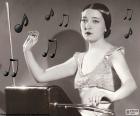 Clara Rockmore (1911-1998), byl virtuózní hudba, která vynikla jako interpret teremin