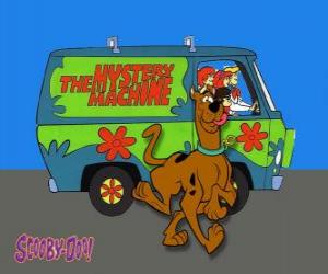 Puzle Scooby Doo pyšní před klasické a hippie dodávka Volkswagen