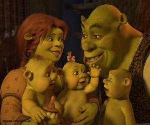 Puzle Shrek a Fiona lásku a velmi rád se svými třemi dětmi
