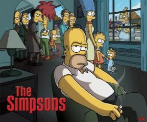 Puzle Simpson Homer na pohovce, zatímco ostatní uzené zamyšleně díval se na něj