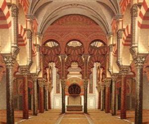 Puzle Staré mešitě v Córdobě, aktuální katedrály, mramorové sloupy a oblouky s svatyni, mihrab