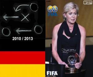 Puzle Trenér roku 2013 FIFA pro ženy fotbal vítěze Silvia Neid