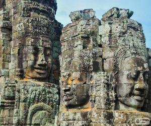 Puzle Tváře z kamene, Angkor Wat