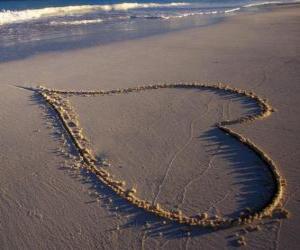 Puzle Velké srdce v písku