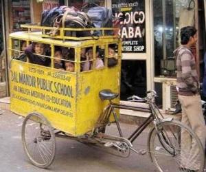 Puzle Školního autobusu v Indii