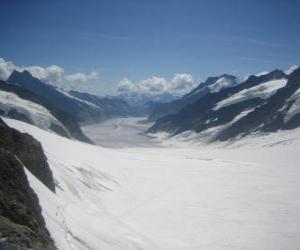 Puzle Švýcarské Alpy Jungfrau-Aletsch, Švýcarsko.